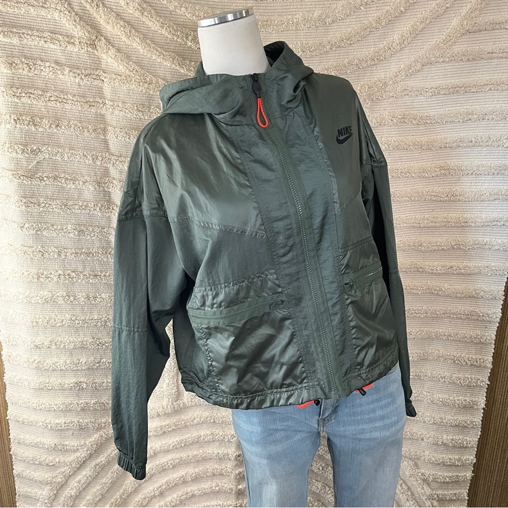 Nike Windrunner Cargo Jacket - image 3